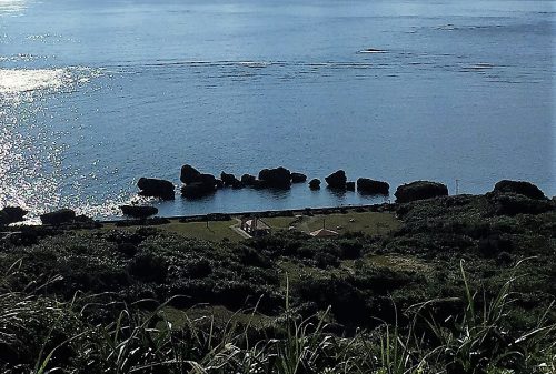 カミカキスは宮古島の北、大神島