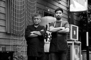 那覇竜宮通りの小料理「小桜」はファンが集まる1955年創業の老舗。