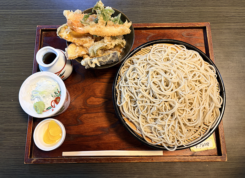 那覇・壺屋に移転オープン！本格二八蕎麦の店「蕎麦  寶（たから）」