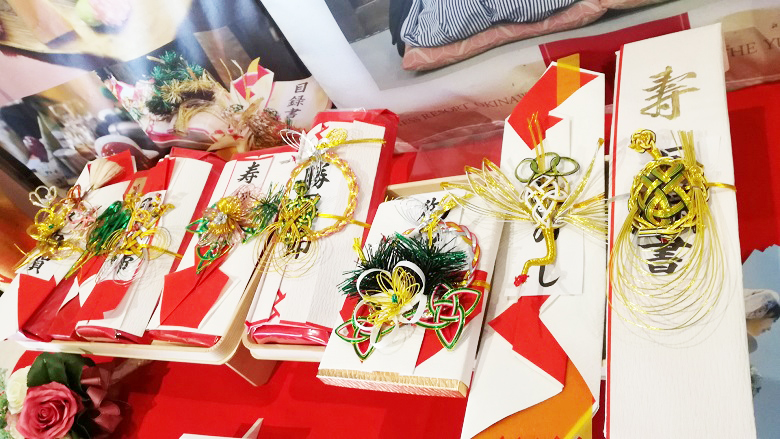 サーターアンダギーは沖縄の結納には欠かせない「伝統菓子」